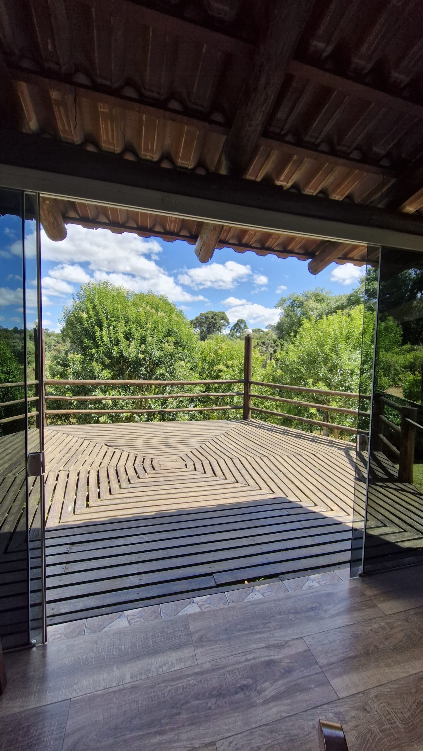 b081762a-5725-4997-90a9-74c93b01eb2c