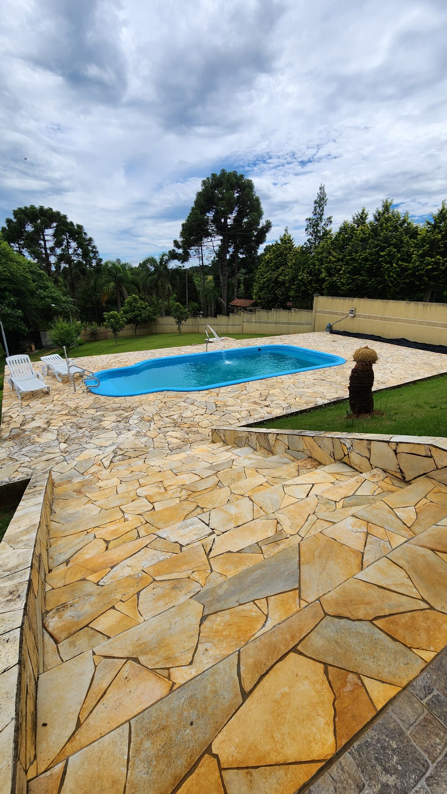 9b75a8bf-e090-47a6-a81c-f2f5b4198aff