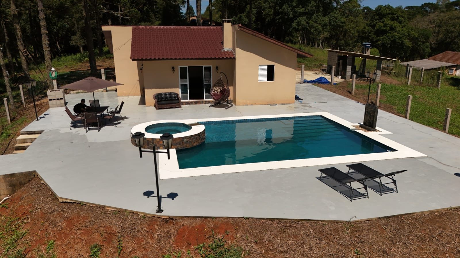 08ffdf78-963d-43d2-8095-1c442eef55a1