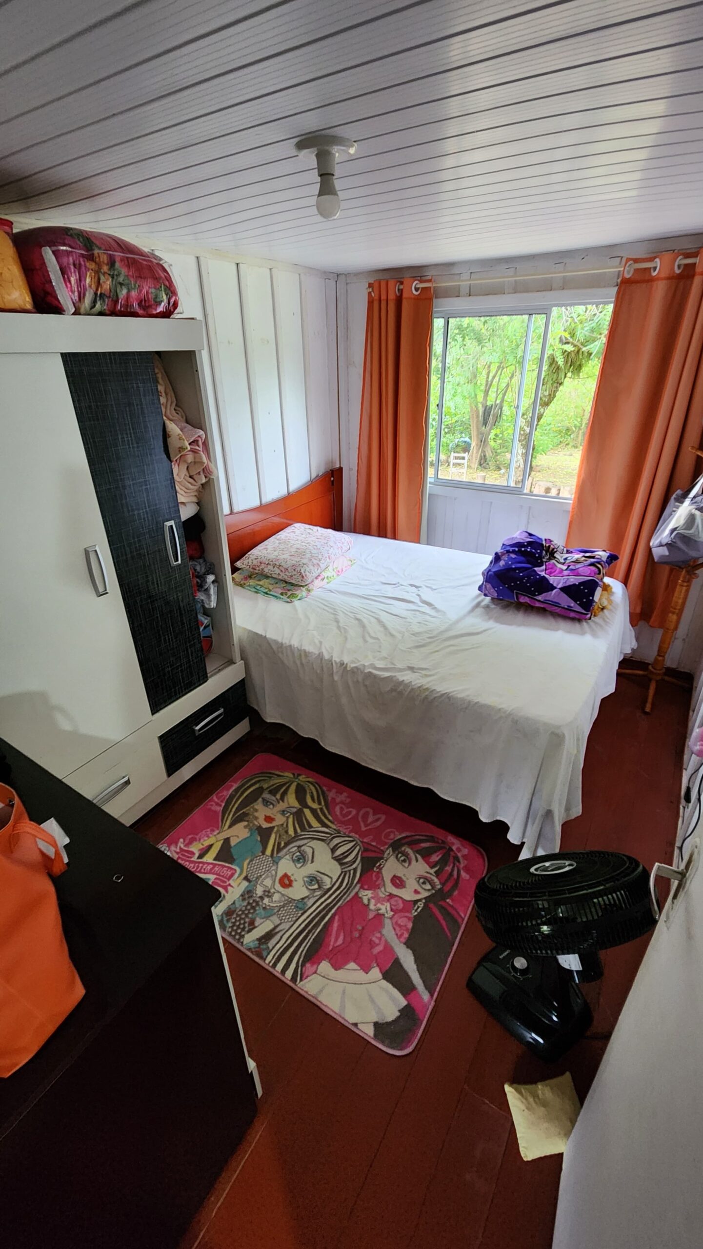 9b203751-96be-4983-8472-6070c30ee6db