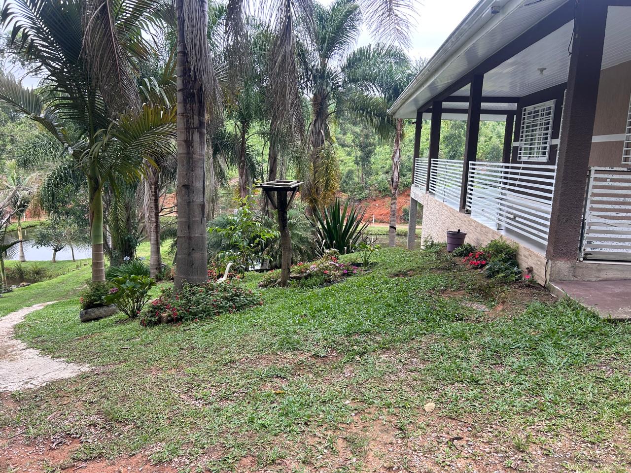 eb61f5b9-bd2e-490e-89a1-237cd04c7078